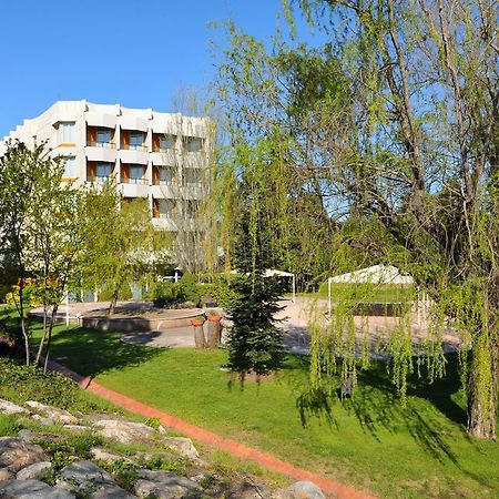 Отель As Bellaterra Серданьола-дель-Вальес Экстерьер фото